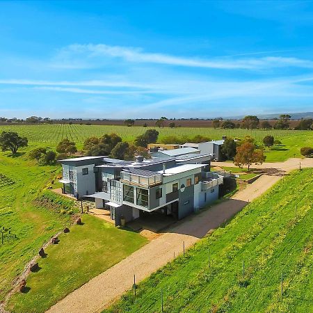 Hotel California Road At Inkwell Wines Mclaren Vale Exteriör bild