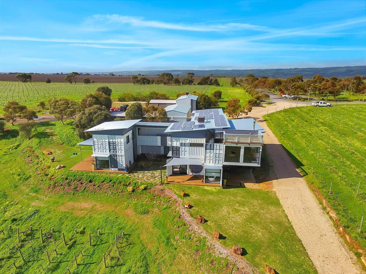 Hotel California Road At Inkwell Wines Mclaren Vale Exteriör bild