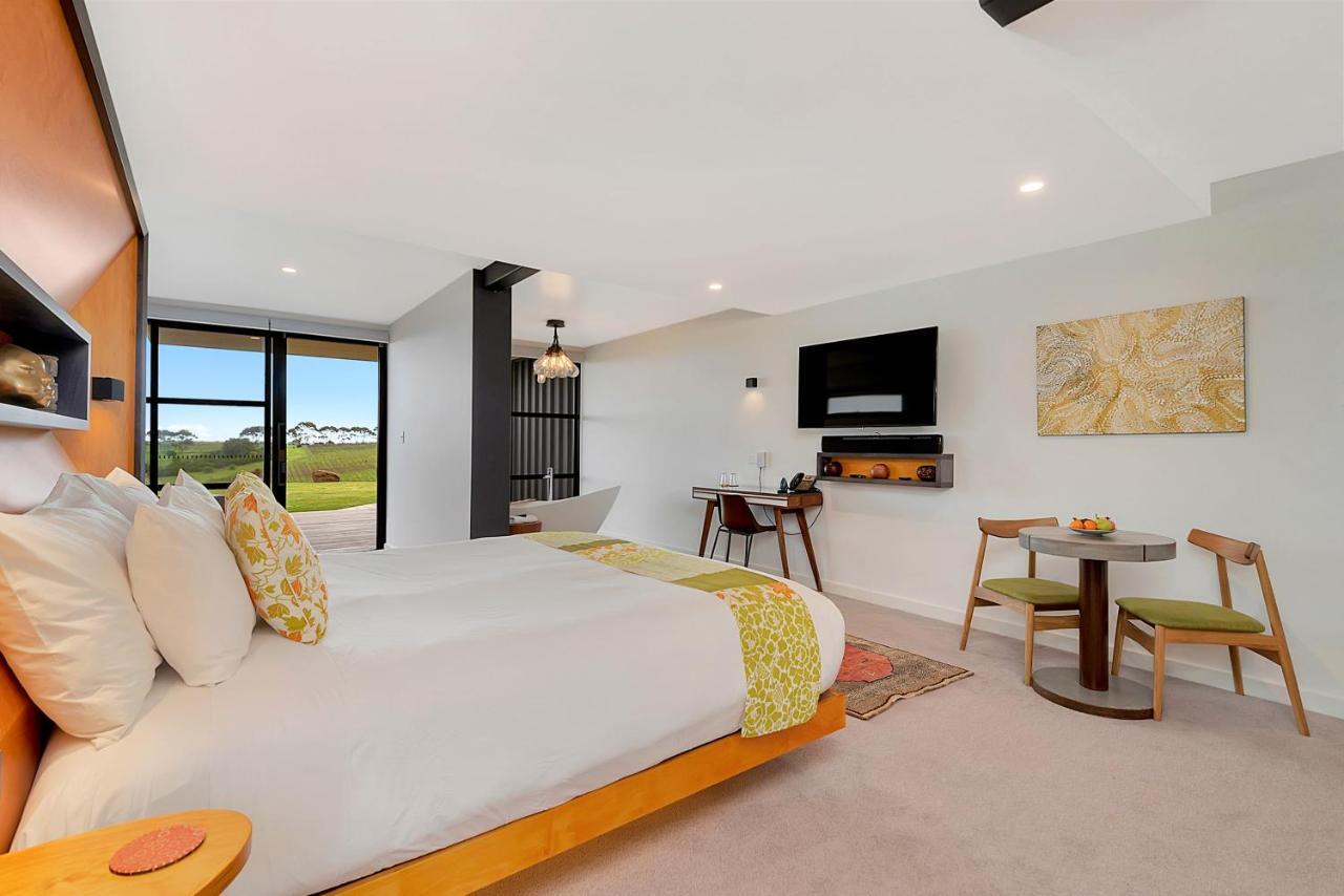 Hotel California Road At Inkwell Wines Mclaren Vale Exteriör bild