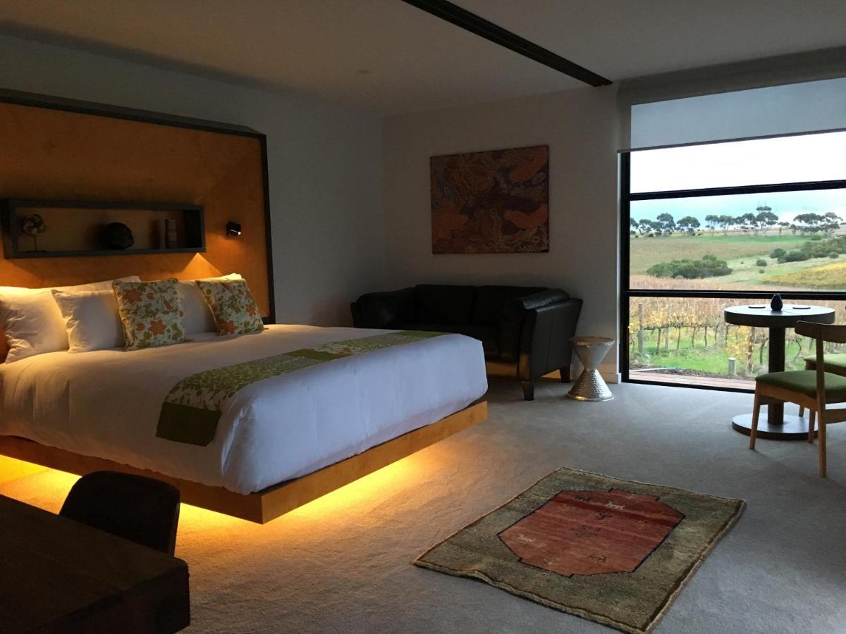 Hotel California Road At Inkwell Wines Mclaren Vale Exteriör bild